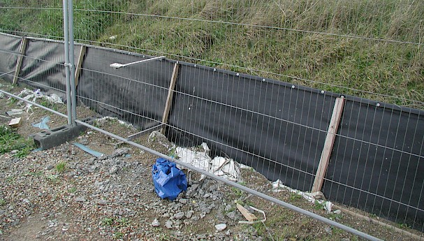 Ecofender™ Heavy-Duty Newt Fence image